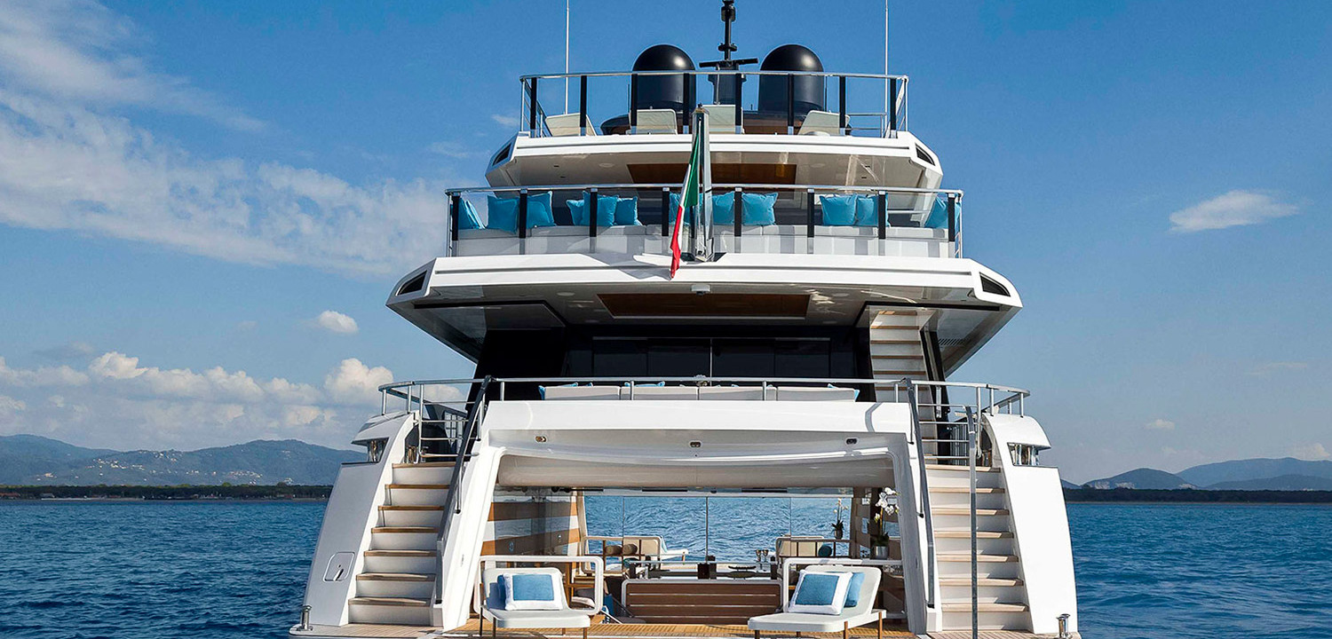 Mangusta43