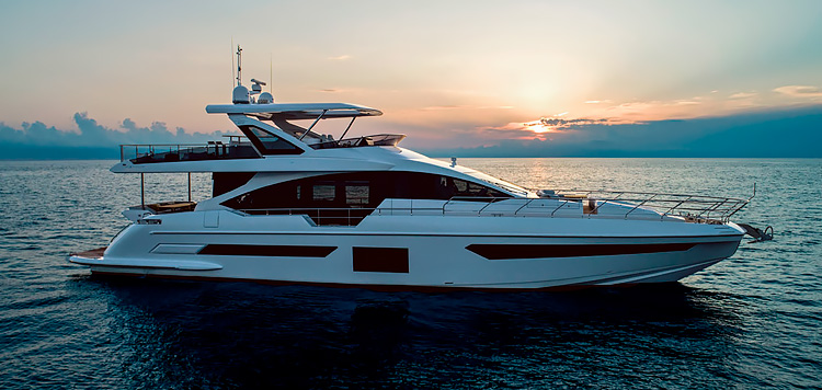 Azimut Grande 25 METRI