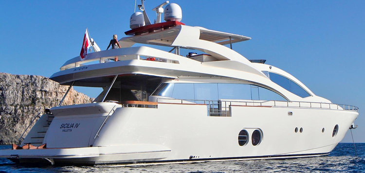 Aicon 27 m