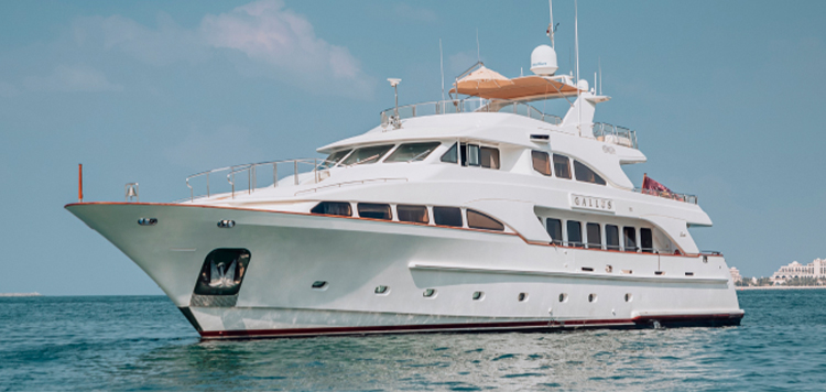  Benetti 115