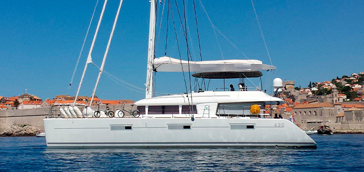 Lagoon 620