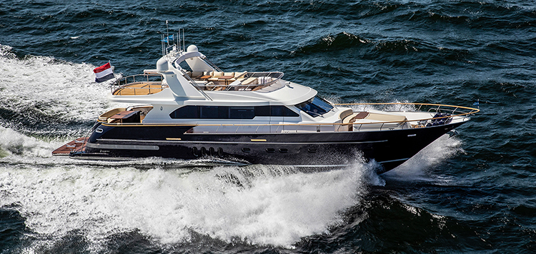 Van der Valk Flybridge 23 m