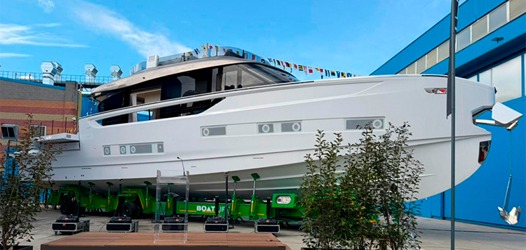 Azimut Seadeck 9