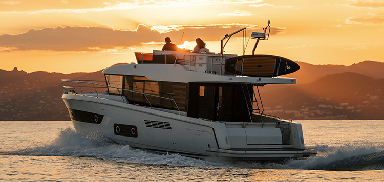 Beneteau Swift Trawler 43 Fly