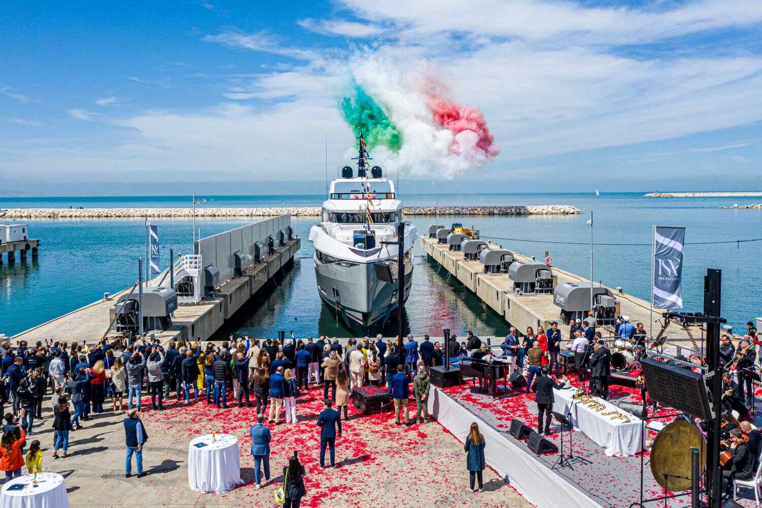 ISA YACHTS photo 1