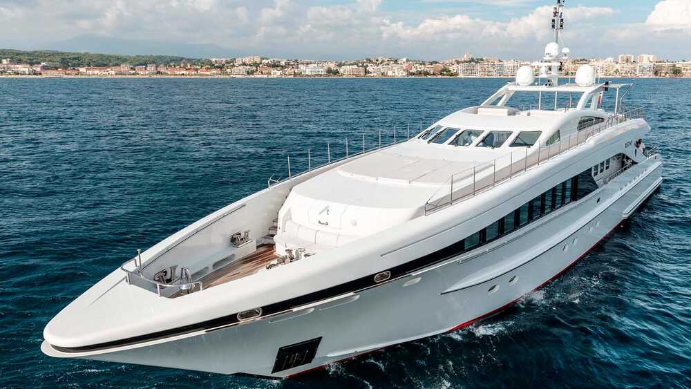 Экстерьер M/Y HER DESTINY 