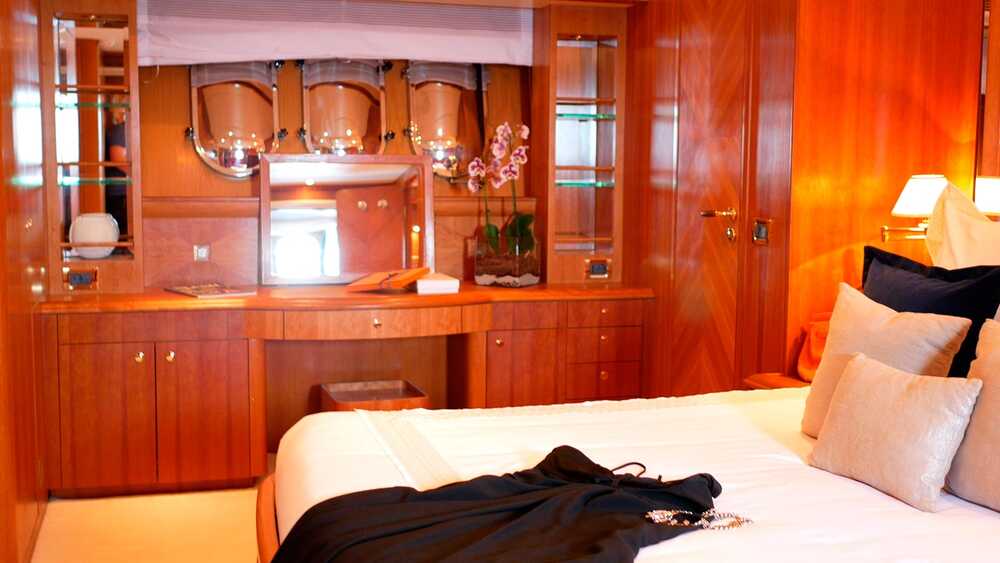 Мастер каюта M/Y LADY AMANDA