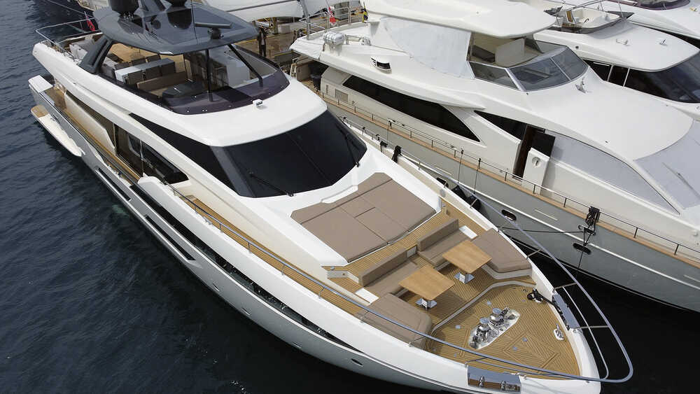 Экстерьер Ferretti 920