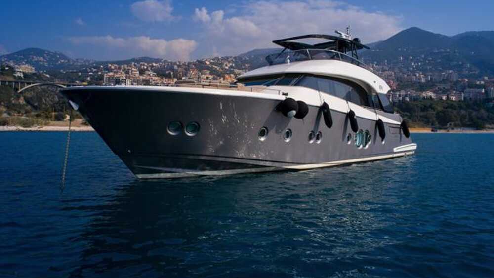  Экстерьер Monte Carlo 76