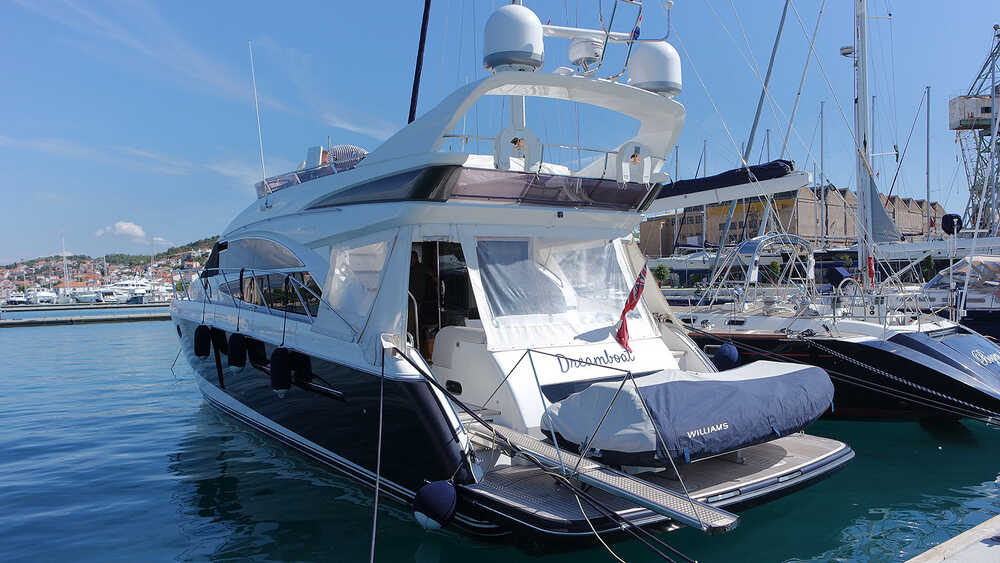 Экстерьер Princess 60 2013