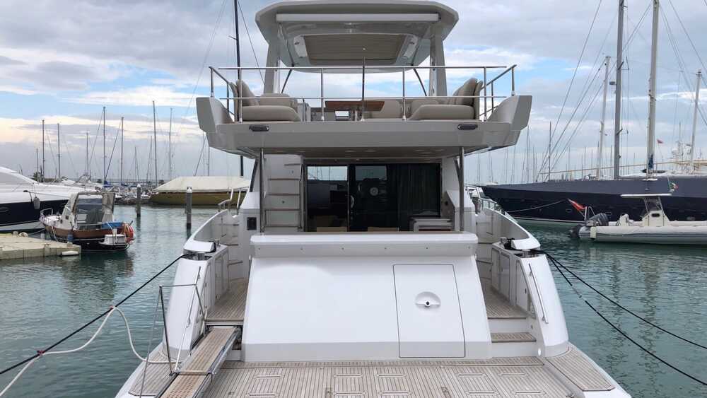 Экстерьер Azimut 66