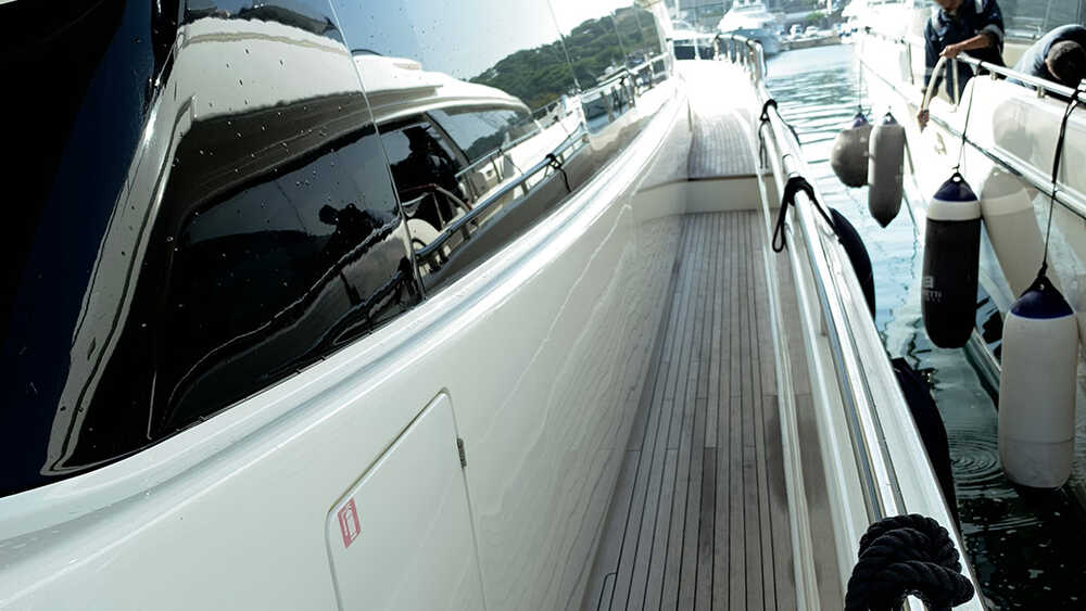 Экстерьер Ferretti 800 2015