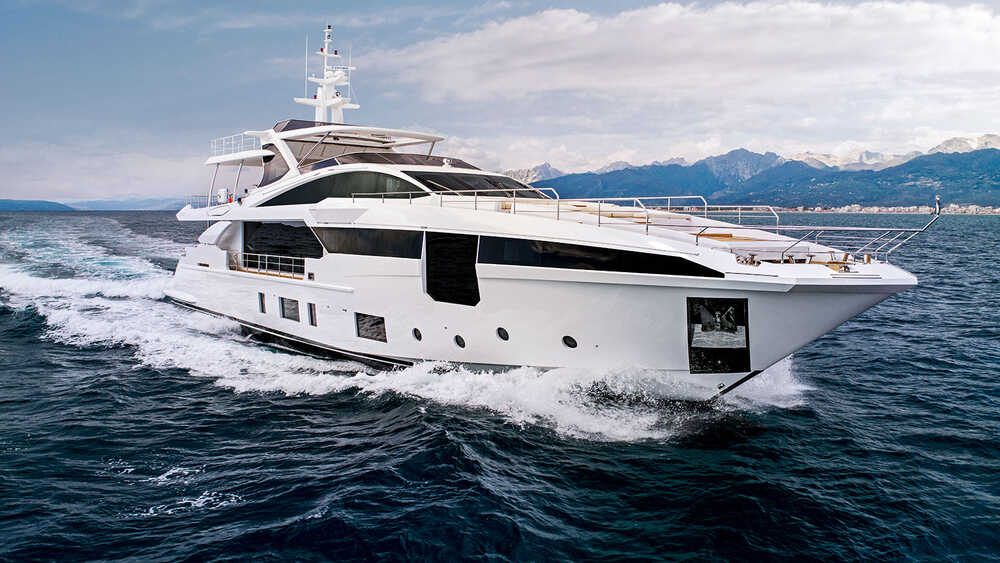 Экстерьер Azimut Grande 35 METRI