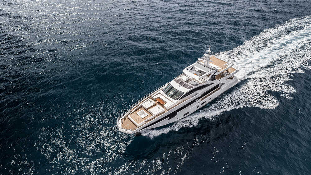 Экстерьер Azimut Grande 35 METRI