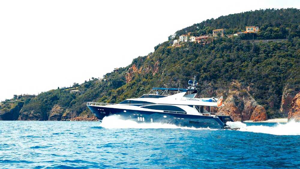 Экстерьер M/Y LADY AMANDA