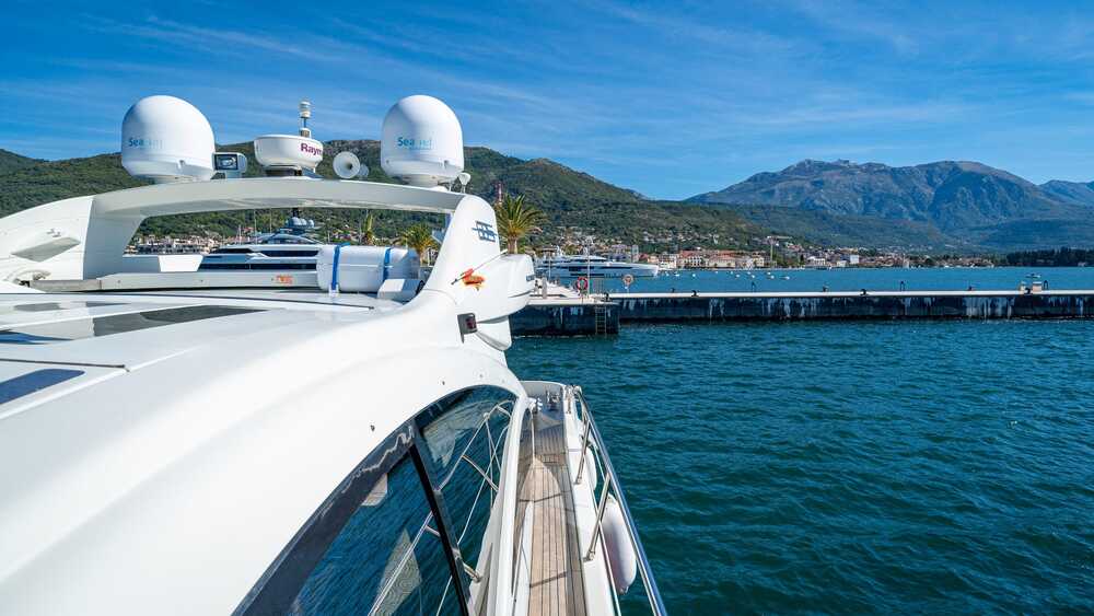 Экстерьер Azimut 68s
