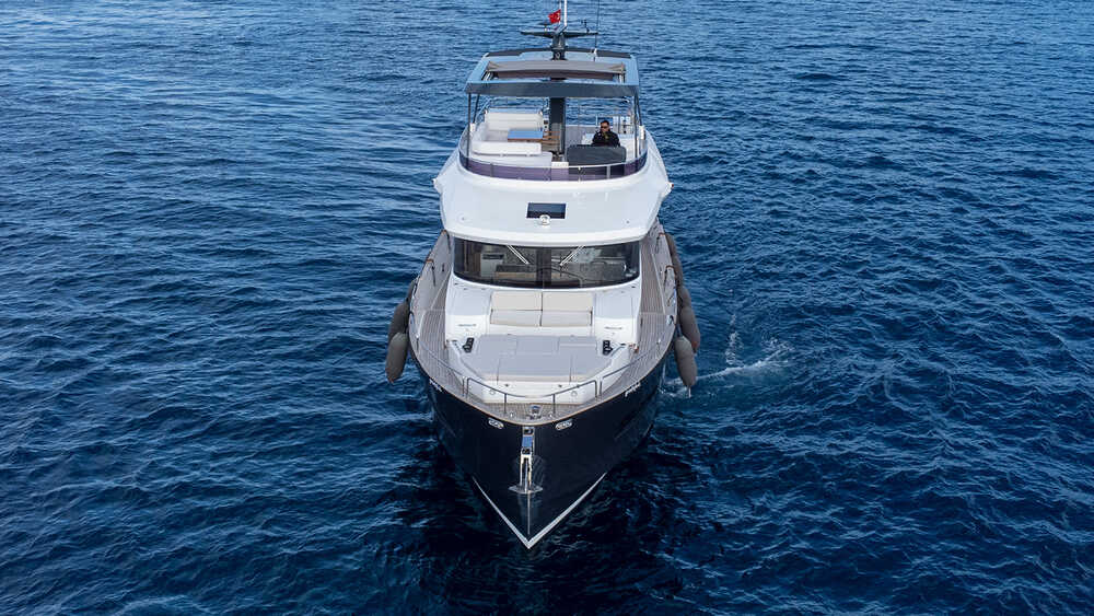 Экстерьер Sirena 58