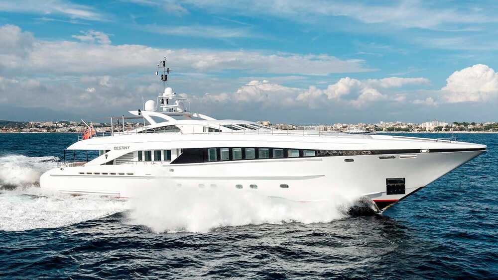 Экстерьер M/Y HER DESTINY  