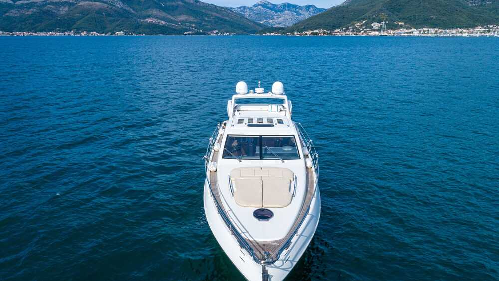 Экстерьер Azimut 68s