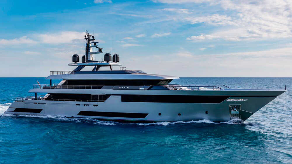 Экстерьер Riva 50M