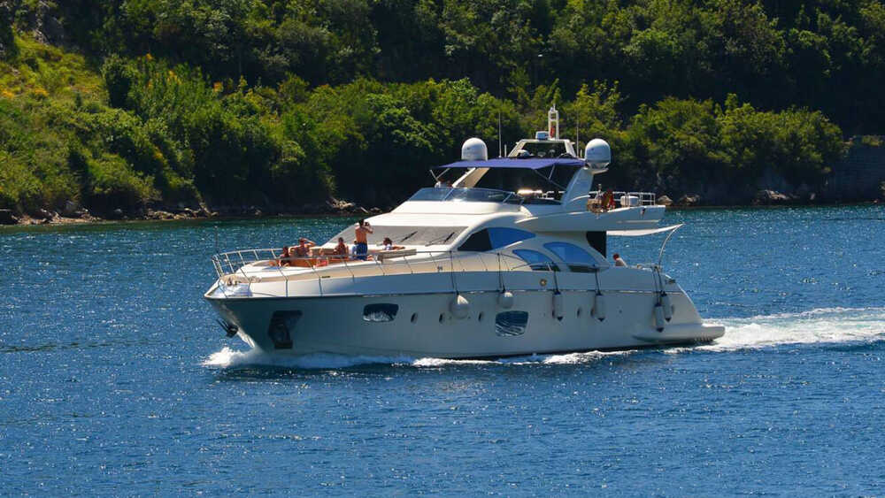 Экстерьер Azimut 98 Leonardo