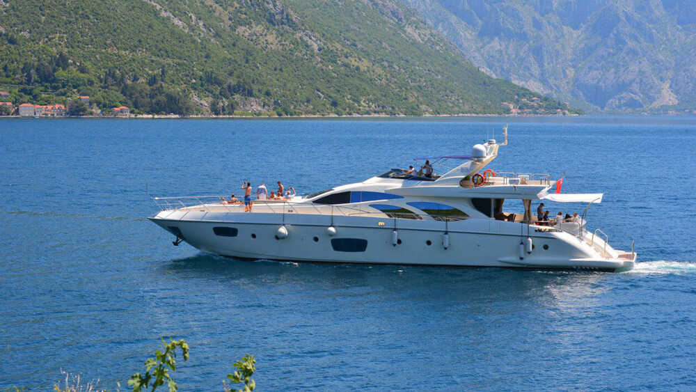Экстерьер Azimut 98 Leonardo