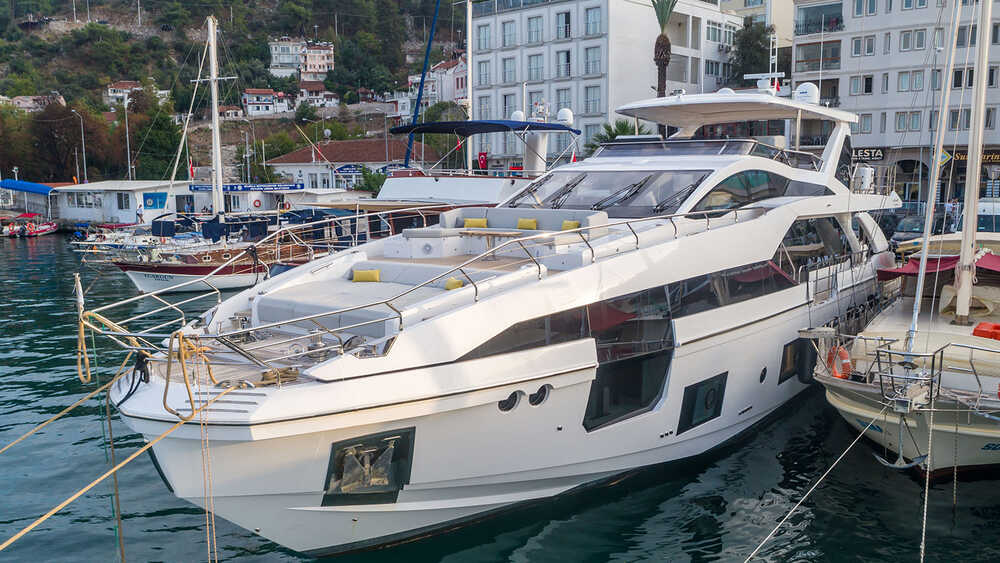 Экстерьер M/Y DREAM