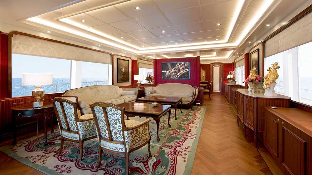 Салон на главной палубе
