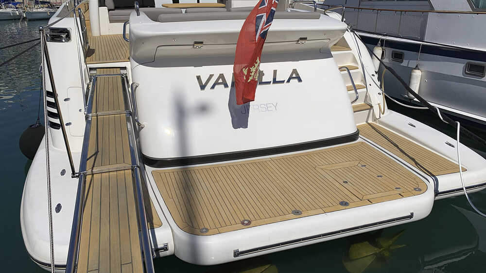 Плавательная платформа Azimut 86S
