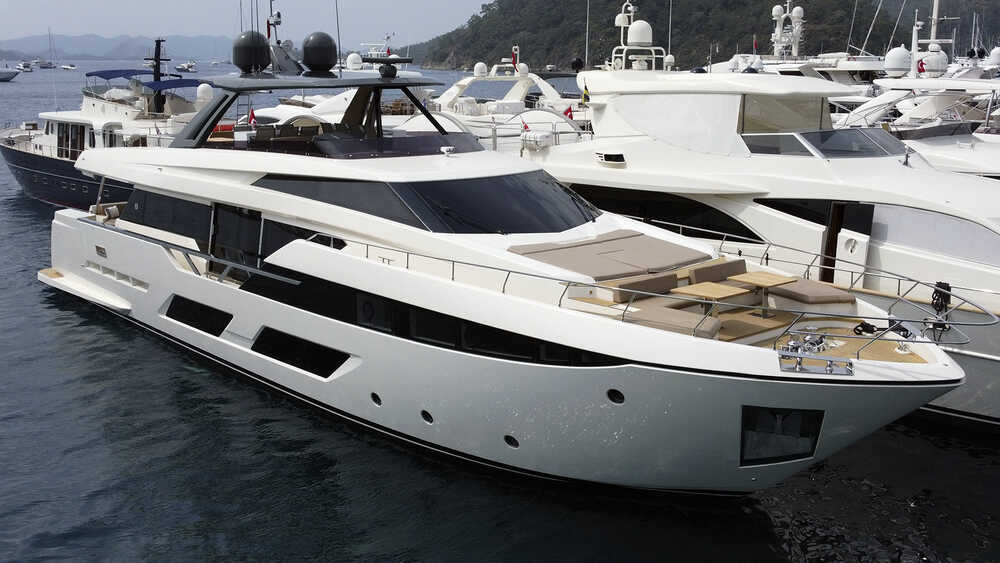 Экстерьер Ferretti 920