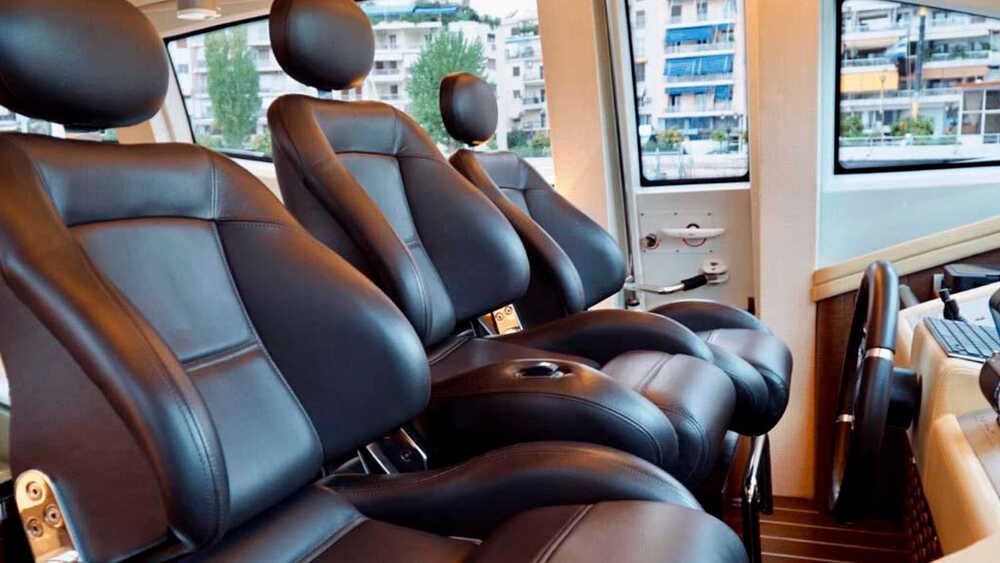 Пост управления Azimut 86S