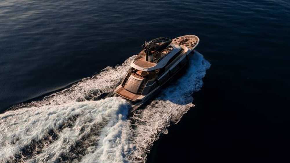 Экстерьер Monte Carlo 76