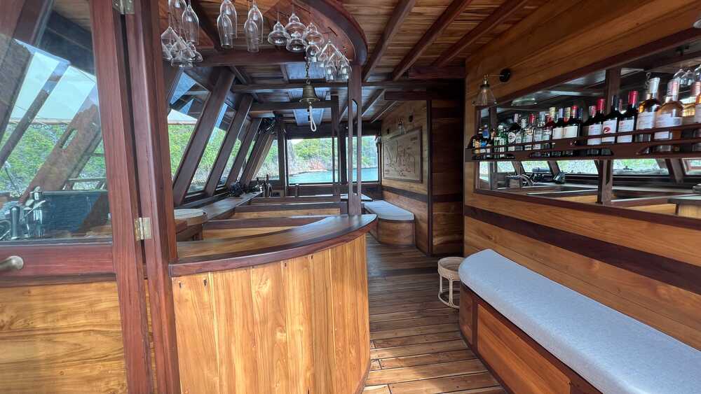 Phinisi DEWATA, 33.00 м