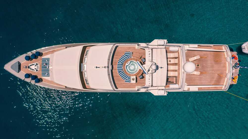 Heesen MAGIX, 37.80 м