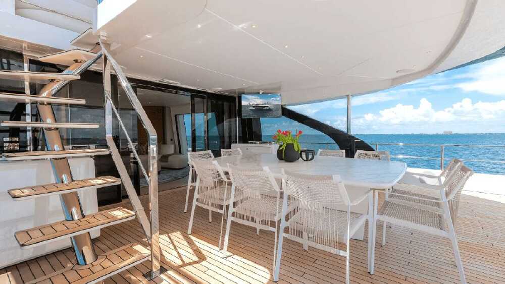 Azimut TYCOON, 35.97 м