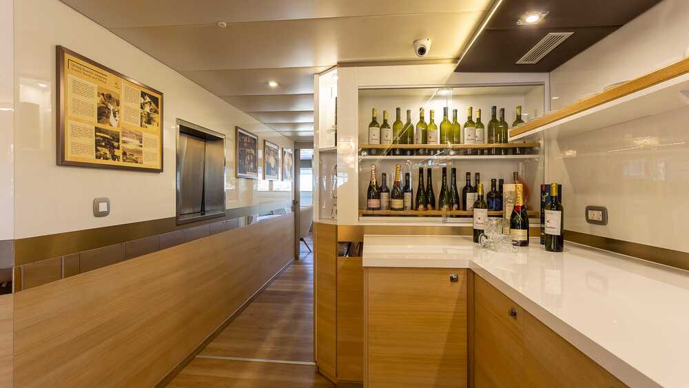 Iskra Shipyard LASTAVICA, 49.00 м