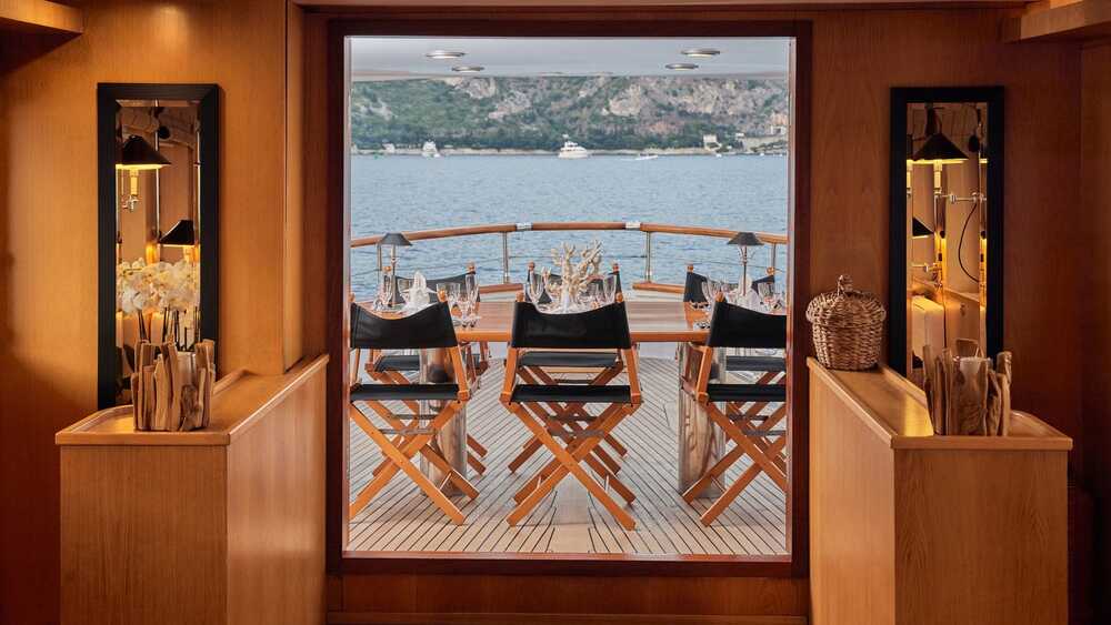 Benetti SOUNION II, 31.62 м