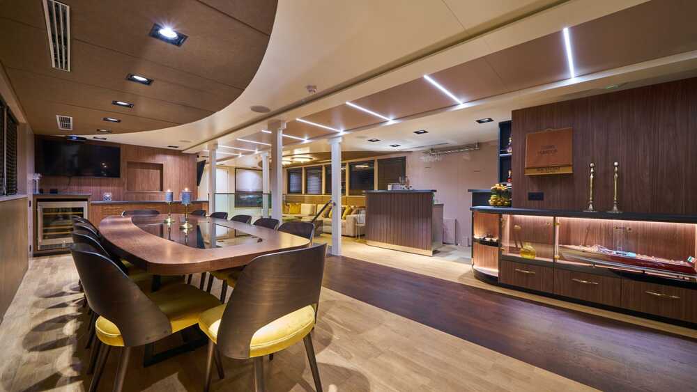 Nujić Nautika RARA AVIS, 33.00 м