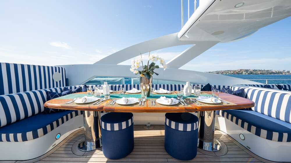 Heesen LUMIR, 37.00 м