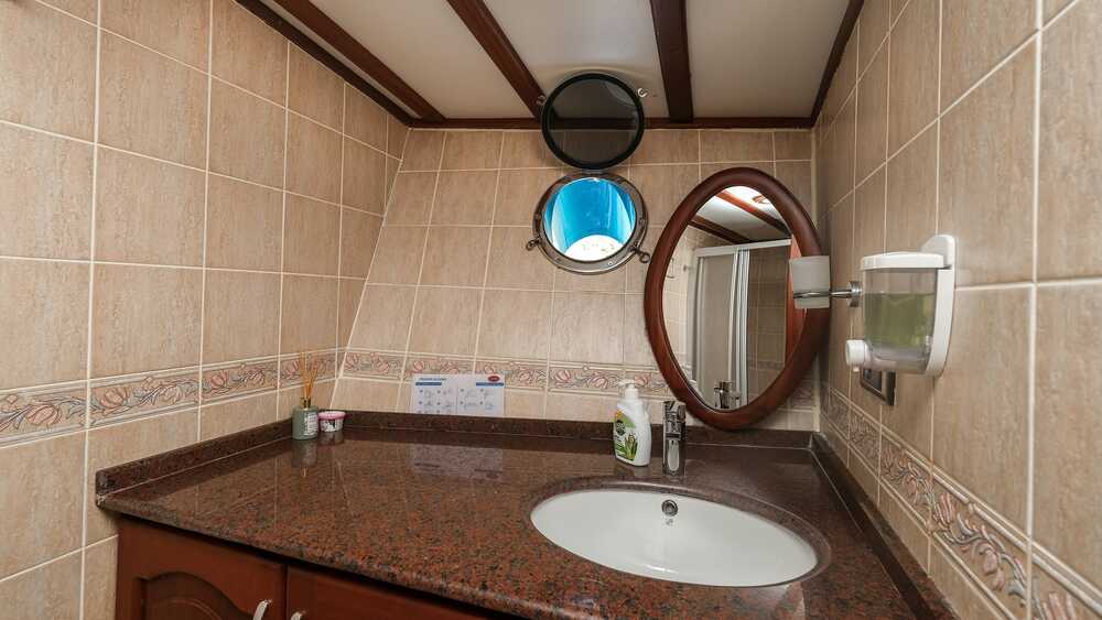 LARIN SU, 31.00 м