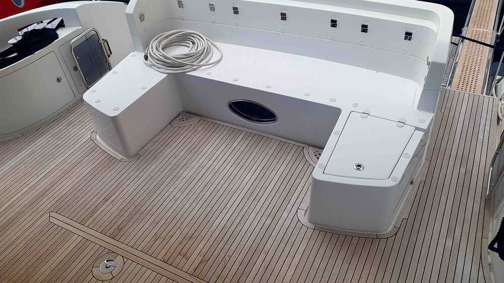 Azimut 64 2015
