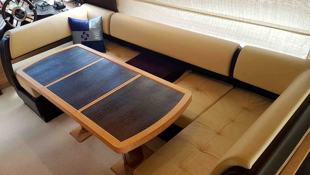Azimut 64 2015