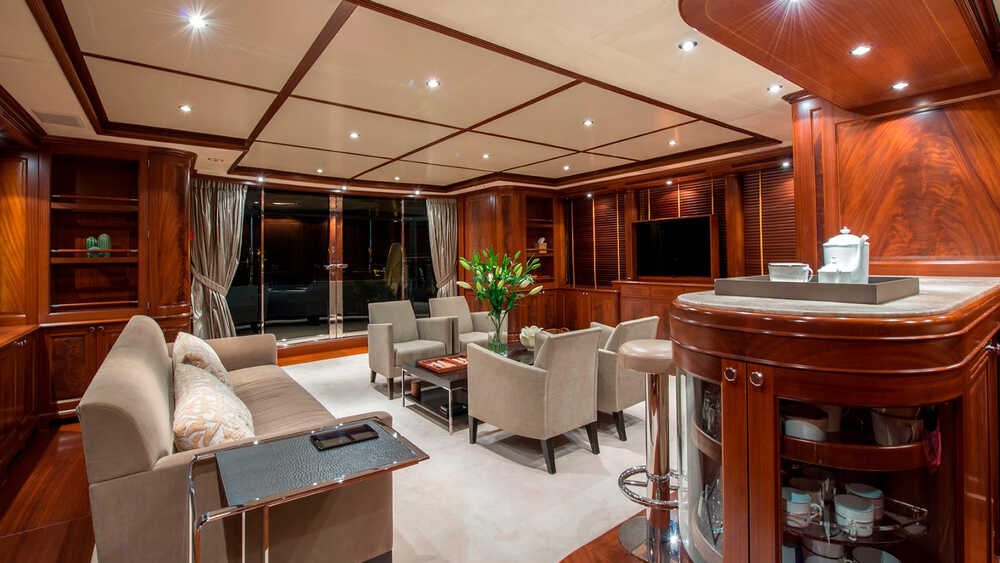 Салон на главной палубе