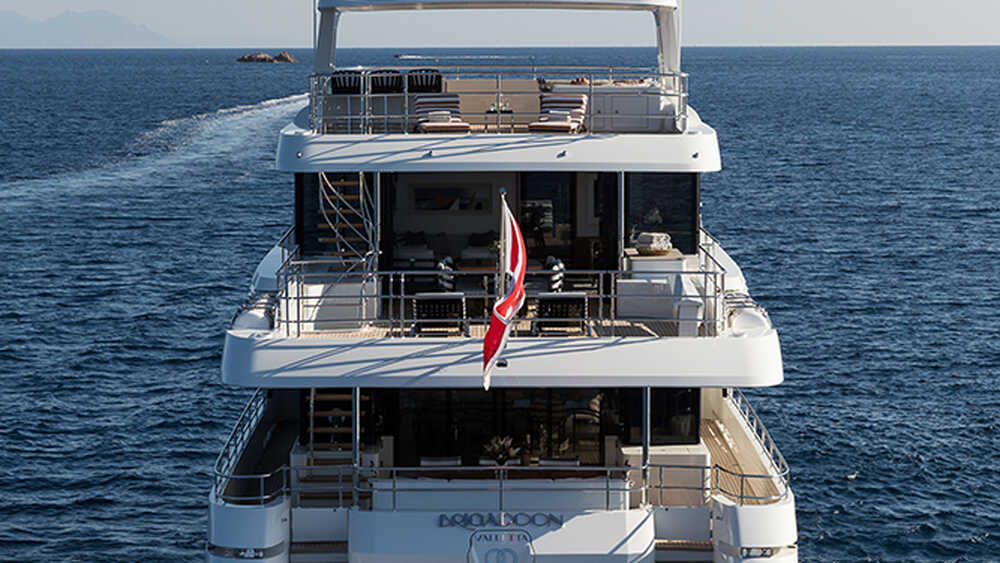 Экстерьер Moonen Martinique 36m