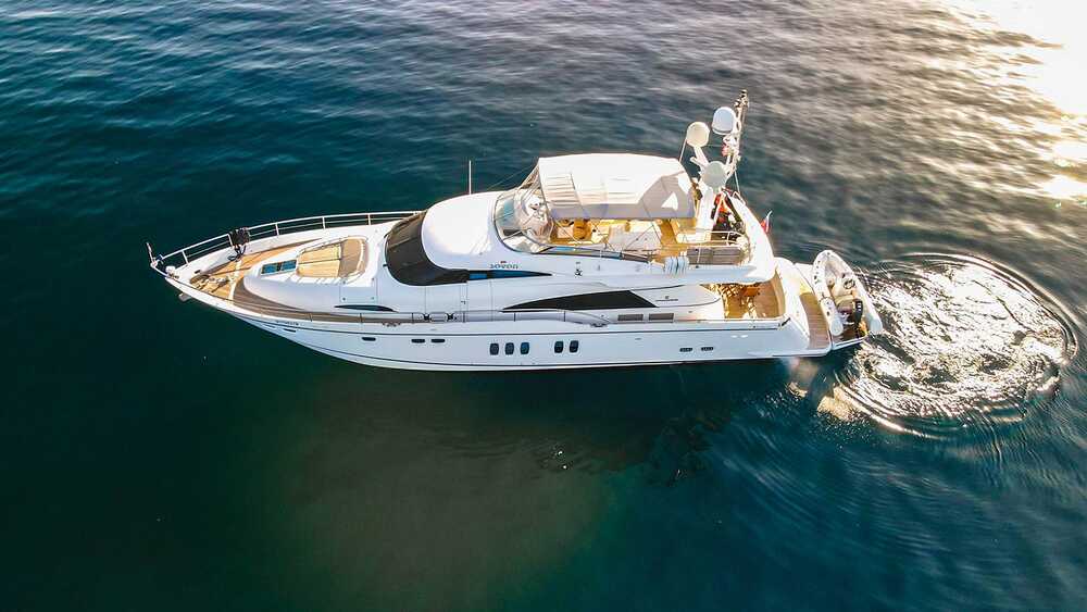 Экстерьер Fairline Squadron 74 M/Y "SEVEN"