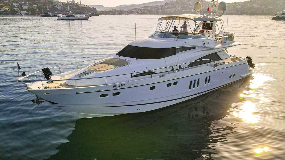 Экстерьер Fairline Squadron 74 M/Y "SEVEN"