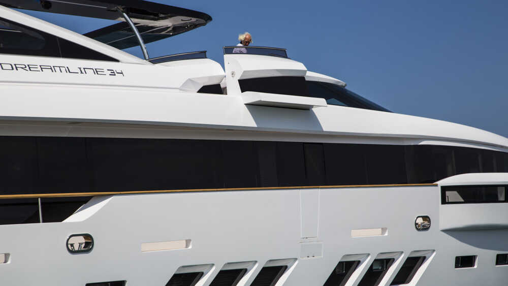 Dreamline 34. Экстерьер