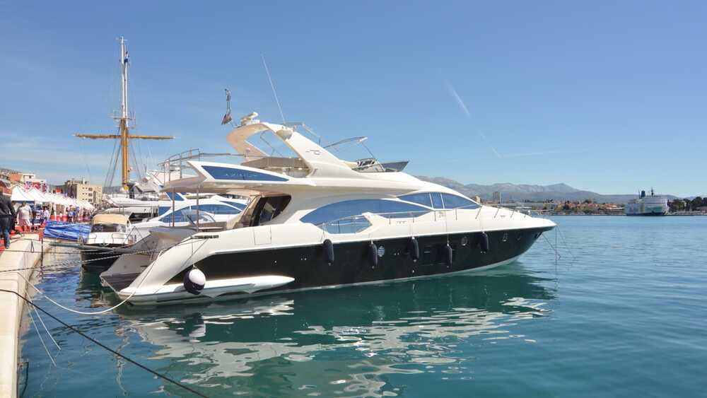 Экстерьер Azimut 70 2009