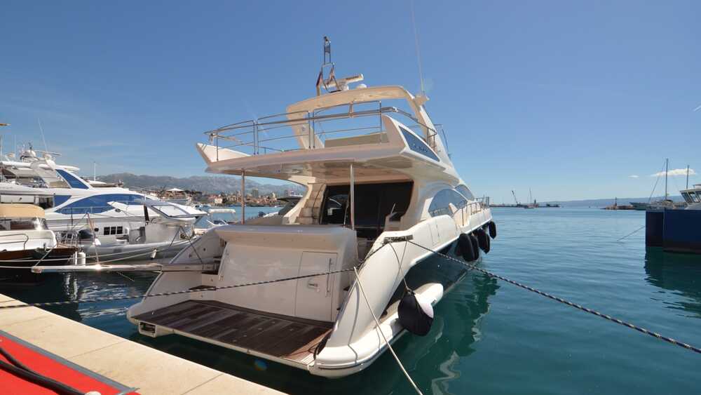 Экстерьер Azimut 70 2009