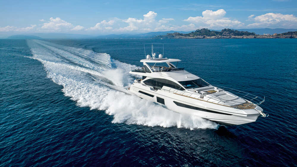 Экстерьер Azimut Grande 25 METRI